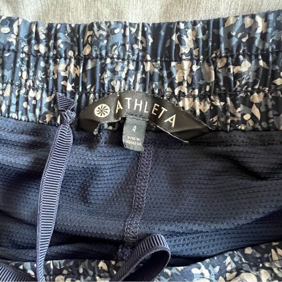 Athleta Navy Blue Patterned Athletic Skirt with Built in Shorts - Picture 9 of 10